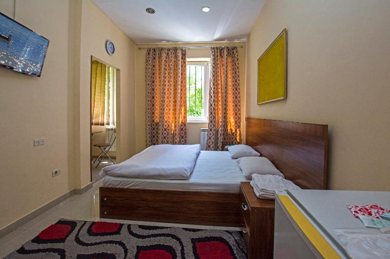 Mini Hotel Erevan Exterior foto